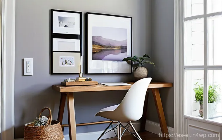 편안한 집안의 핵심 요소 분석 - **Prompt:** A cozy and inviting reading nook, rich with natural textures and abundant greenery. A co...